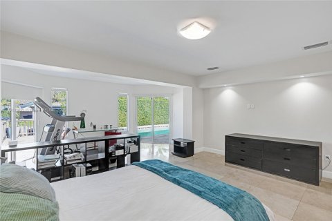 Casa en venta en North Miami Beach, Florida, 5 dormitorios, 286.42 m2 № 1973467 - foto 29