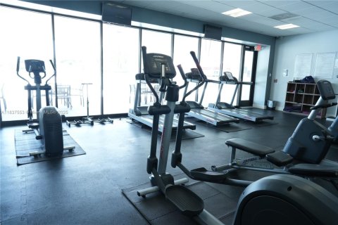 Condominio en venta en Aventura, Florida, 1 dormitorio, 70.14 m2 № 1825564 - foto 24