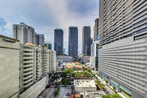 Condo in Miami, Florida, 1 bedroom № 2313769 - photo 14
