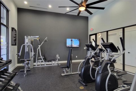 Снять в аренду таунхаус в Хомстед, Флорида 3 спальни, 149.76м2, № 1964976 - фото 7