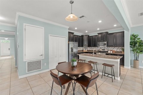 Casa en venta en Winter Garden, Florida, 4 dormitorios, 252.88 m2 № 1907217 - foto 11
