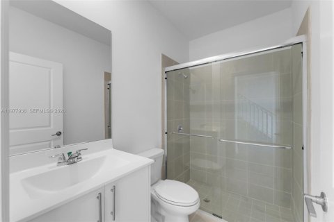 Adosado en venta en Florida City, Florida, 4 dormitorios, 150.04 m2 № 2042559 - foto 12