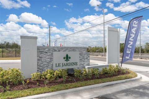 Adosado en venta en Florida City, Florida, 4 dormitorios, 150.04 m2 № 2042559 - foto 3