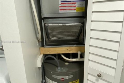 Condominio en venta en Boynton Beach, Florida, 2 dormitorios, 85.56 m2 № 2034751 - foto 10