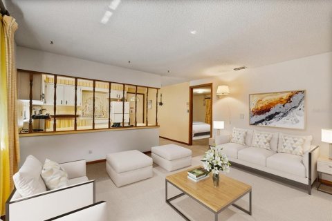 House in Orlando, Florida 4 bedrooms, 242.1 sq.m. № 1825285 - photo 6