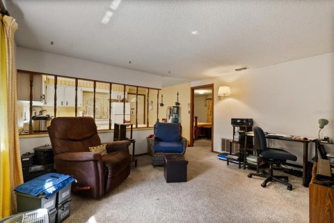 House in Orlando, Florida 4 bedrooms, 242.1 sq.m. № 1825285 - photo 7