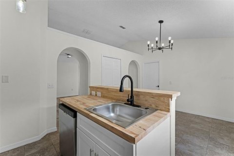 Villa ou maison à vendre à Sanford, Floride: 3 chambres, 107.58 m2 № 1772062 - photo 8