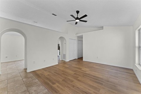 Villa ou maison à vendre à Sanford, Floride: 3 chambres, 107.58 m2 № 1772062 - photo 17