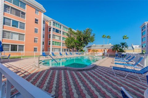 Copropriété à louer à Saint Petersburg, Floride: 2 chambres, 106.84 m2 № 2433468 - photo 4