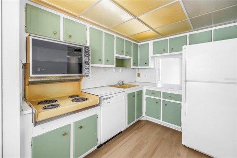 Copropriété à louer à Saint Petersburg, Floride: 2 chambres, 106.84 m2 № 2433468 - photo 28