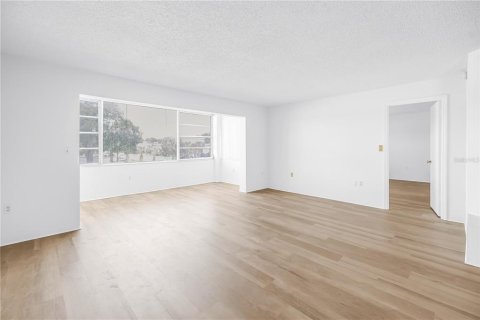 Copropriété à louer à Saint Petersburg, Floride: 2 chambres, 106.84 m2 № 2433468 - photo 19