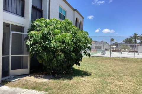 Condominio en alquiler en Seminole, Florida, 1 dormitorio, 49.24 m2 № 2205209 - foto 16