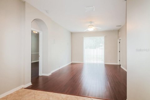 Casa en alquiler en Land O' Lakes, Florida, 4 dormitorios, 167.69 m2 № 1905076 - foto 4