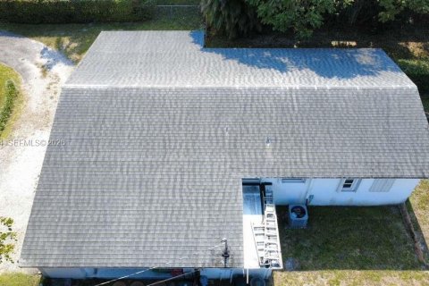 Villa ou maison à vendre à Biscayne Park, Floride: 2 chambres, 115.66 m2 № 2029599 - photo 8