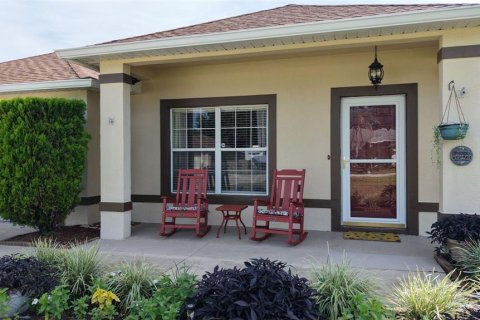 House in Clermont, Florida 3 bedrooms, 141.86 sq.m. № 2395650 - photo 4