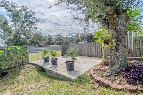 House in Clermont, Florida 3 bedrooms, 141.86 sq.m. № 2395650 - photo 26