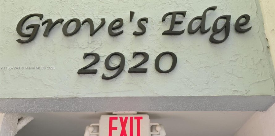 Condo in Miami, Florida, 1 bedroom  № 1889532