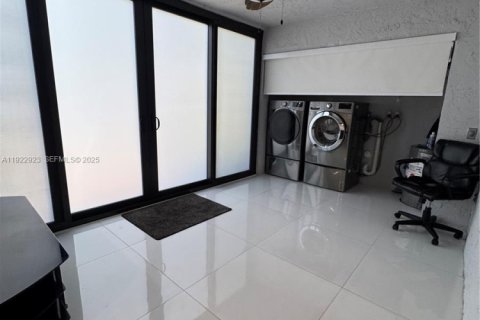 Copropriété à vendre à Coconut Creek, Floride: 3 chambres, 101.54 m2 № 1976740 - photo 17