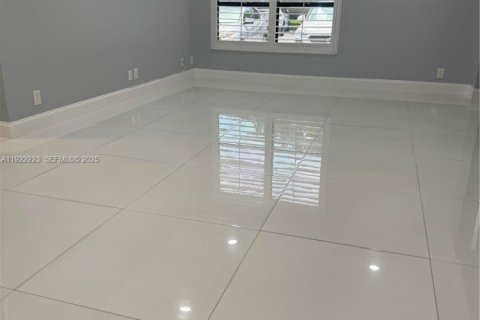 Copropriété à vendre à Coconut Creek, Floride: 3 chambres, 101.54 m2 № 1976740 - photo 13