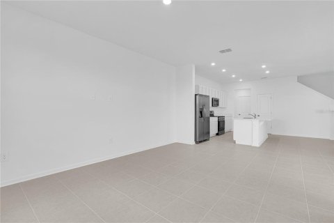 Adosado en alquiler en Davenport, Florida, 3 dormitorios, 170.48 m2 № 1913903 - foto 4