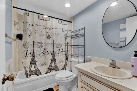 Villa ou maison à vendre à Apopka, Floride: 4 chambres, 149.57 m2 № 1751322 - photo 16