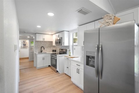 Casa en venta en Seffner, Florida, 3 dormitorios, 96.62 m2 № 1883174 - foto 8