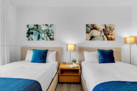 Купить кондоминиум в Халландейл-Бич, Флорида 2 спальни, 95.69м2, № 1985125 - фото 15