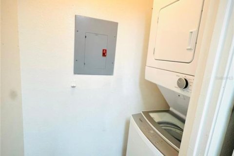 Condominio en venta en Altamonte Springs, Florida, 1 dormitorio, 62.62 m2 № 2109245 - foto 11