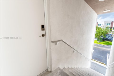 Купить кондоминиум в Майами, Флорида 2 спальни, 129.32м2, № 2064796 - фото 12