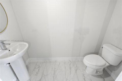 Купить кондоминиум в Майами, Флорида 2 спальни, 129.32м2, № 2064796 - фото 19