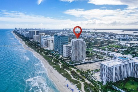 Condo in Bal Harbour, Florida, 7 bedrooms  № 2021899 - photo 3