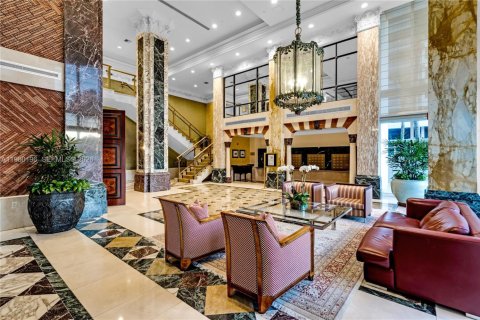 Condo in Bal Harbour, Florida, 7 bedrooms  № 2021899 - photo 8