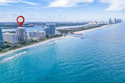 Condo in Bal Harbour, Florida, 7 bedrooms  № 2021899