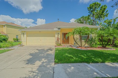 House in Tampa, Florida 4 bedrooms, 203.92 sq.m. № 1865915 - photo 4