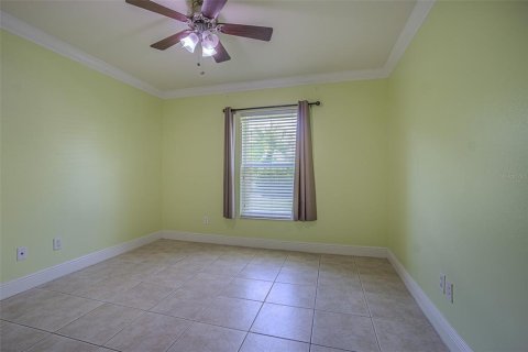 House in Tampa, Florida 4 bedrooms, 203.92 sq.m. № 1865915 - photo 26