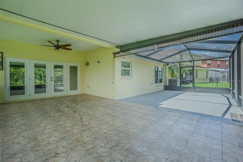 House in Tampa, Florida 4 bedrooms, 203.92 sq.m. № 1865915 - photo 30