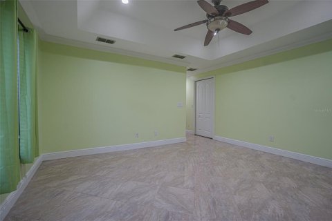 House in Tampa, Florida 4 bedrooms, 203.92 sq.m. № 1865915 - photo 27