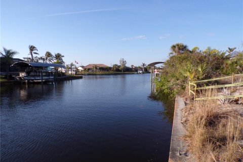Terreno en venta en Port Charlotte, Florida № 1745198 - foto 13