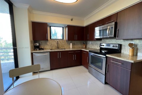 Condo in Aventura, Florida, 3 bedrooms  № 1981099 - photo 3
