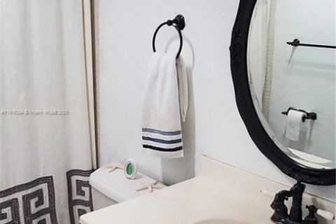 Condominio en venta en Hollywood, Florida, 47.75 m2 № 1973863 - foto 13