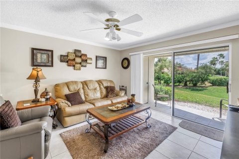 Condo in Saint Petersburg, Florida, 2 bedrooms  № 1757234 - photo 26
