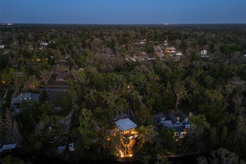 House in Brandon, Florida 5 bedrooms, 193.52 sq.m. № 1615067 - photo 4