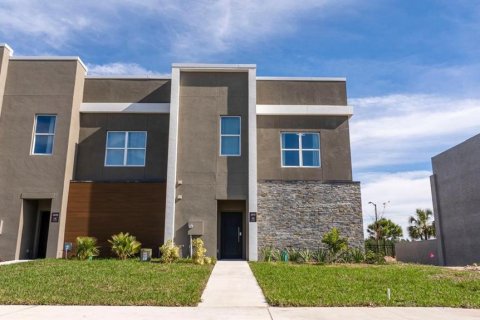 Townhouse in Kissimmee, Florida 5 bedrooms, 198.16 sq.m. № 2369589