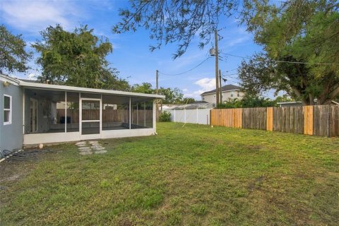 Villa ou maison à louer à Tampa, Floride: 4 chambres, 110.93 m2 № 2431678 - photo 23