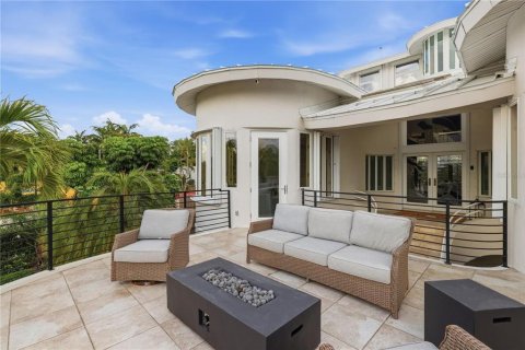 House in Sarasota, Florida 5 bedrooms, 473.34 sq.m. № 2150266 - photo 29