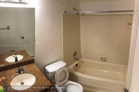 Copropriété à louer à Coral Springs, Floride: 2 chambres, 77.57 m2 № 1921660 - photo 9