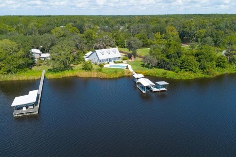 House in Palatka, Florida 3 bedrooms, 348.29 sq.m. № 1900767 - photo 13