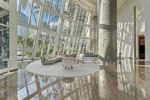 Condo in Hallandale Beach, Florida, 1 bedroom  № 2050939 - photo 25