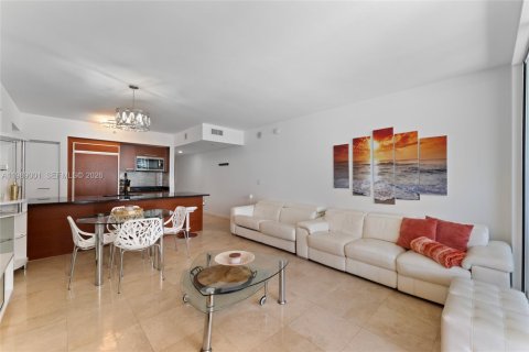 Condo in Hallandale Beach, Florida, 1 bedroom  № 2050939 - photo 7