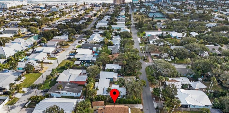 House in New Smyrna Beach, Florida 2 bedrooms, 77.67 sq.m. № 1734536